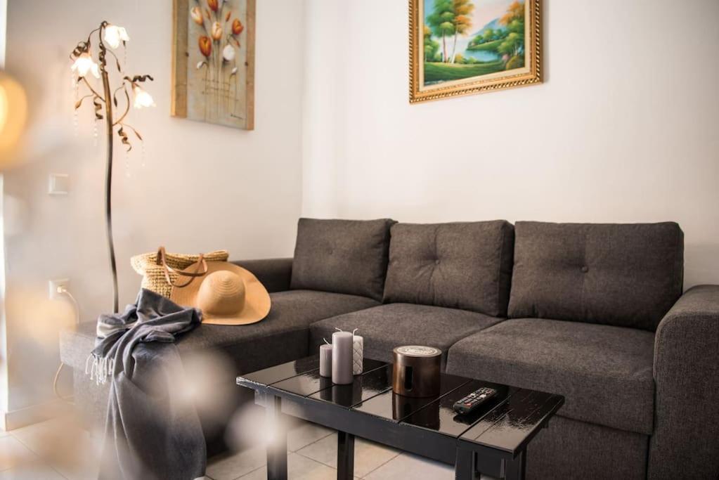 Dean At Apartment Zakynthos Town